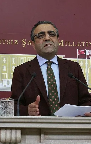 CHP'li Sezgin Tanrıkulu'ndan FETÖ'cü KHK'lılarla helalleşme sözü