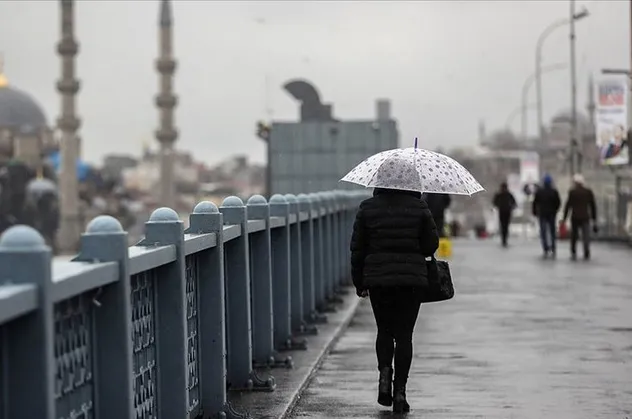Meteoroloji'den son dakika kuvvetli yağış uyarısı: Su baskını ve heyelana dikkat | 22 Nisan Çarşamba hava durumu