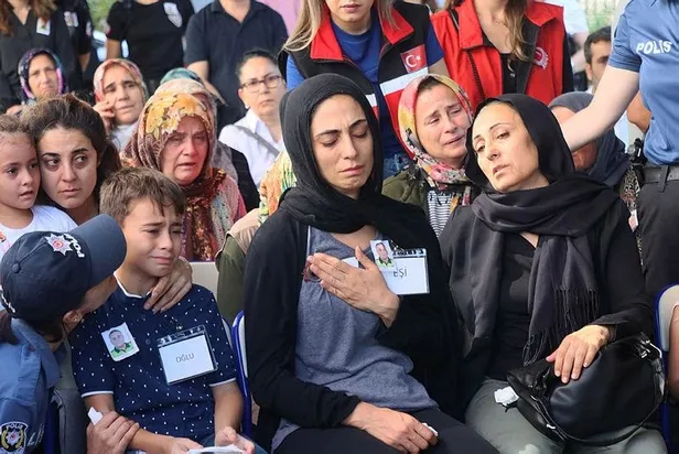 Mersin'deki saldırıda şehit olan polis memuru Sedat Gezer'e son veda!-7