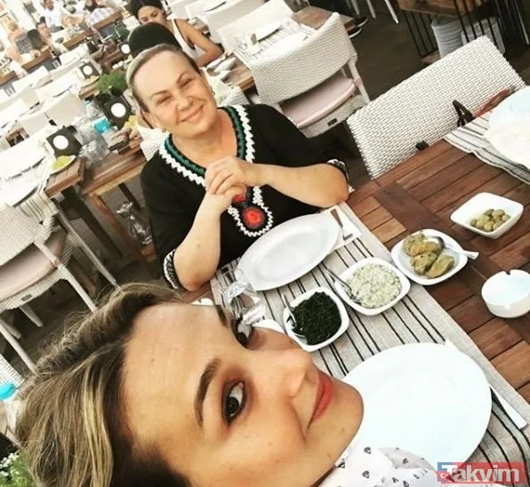 Barış Arduç’un kayınvalidesi parmak ısırttı! 8 aylık hamile olan Gupse Özay’ın annesine bakın! ‘Güzellik genetik’ dedirtti - 22