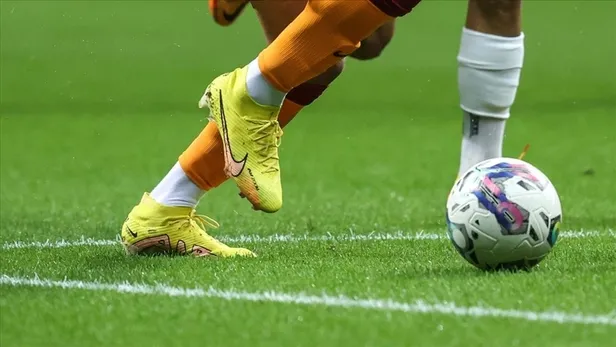 galatasaraya-premier-ligden-185lik-kule-ani-ayrilik-icin-b-planini-yaptilar-1690357822889.jpg Premier Lig'den 1.85'lik stoperi getiriyorlar! Galatasaray'ın 'B' planı hazır!-6