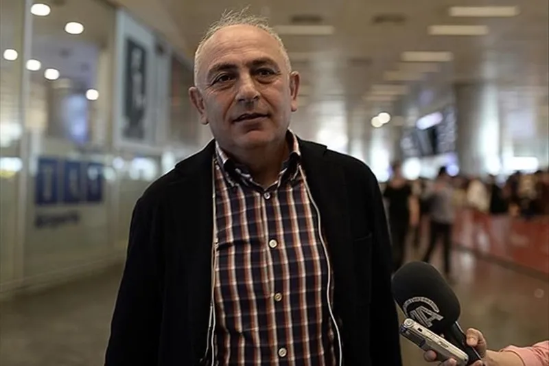 suleyman-hurmadan-dursun-ozbeke-flas-sozler-lig-tescil-edilmeyebilir-1713864273915.jpg Süleyman Hurma'dan Dursun Özbek'e flaş sözler! "Lig tescil edilmeyebilir"-3