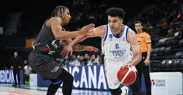 Türkiye Sigorta Basketbol Ligi’nde Anadolu Efes’e Aliağa darbesi!