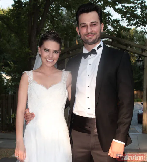 Meryem Uzerli'nin kızının babası ortaya çıktı! Sır gibi sakladığı sevgilisini meğer 1.5 yıl önce paylaşmış... - 43