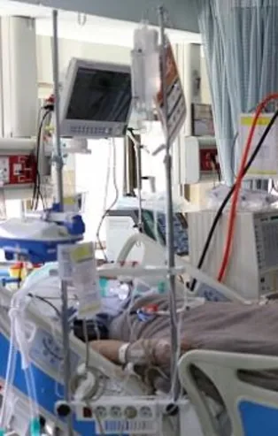 İran'da korkutan koronavirüs gelişmesi! 7 günlük bebek virüsten öldü