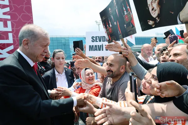 Seçim sonrası ilk yurt dışı ziyareti: Başkan Erdoğan, Kuzey Kıbrıs'ta! Dikkat çeken pankart: Sevdamız Mavi Vatan - 8