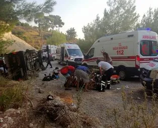 Antalya'da safari cipi devrildi 16 yaralı