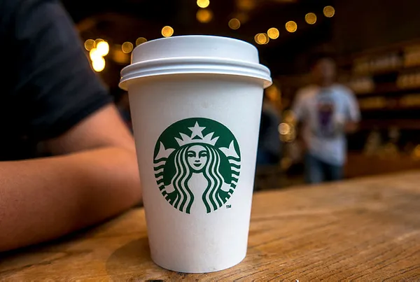 dunyaca-unlu-kahve-devi-starbucksin-net-cirosu-yuzde-8-azaldi-1604044210553.jpg Dünyaca ünlü kahve devi Starbucks'ın net cirosu yüzde 8 azaldı-4