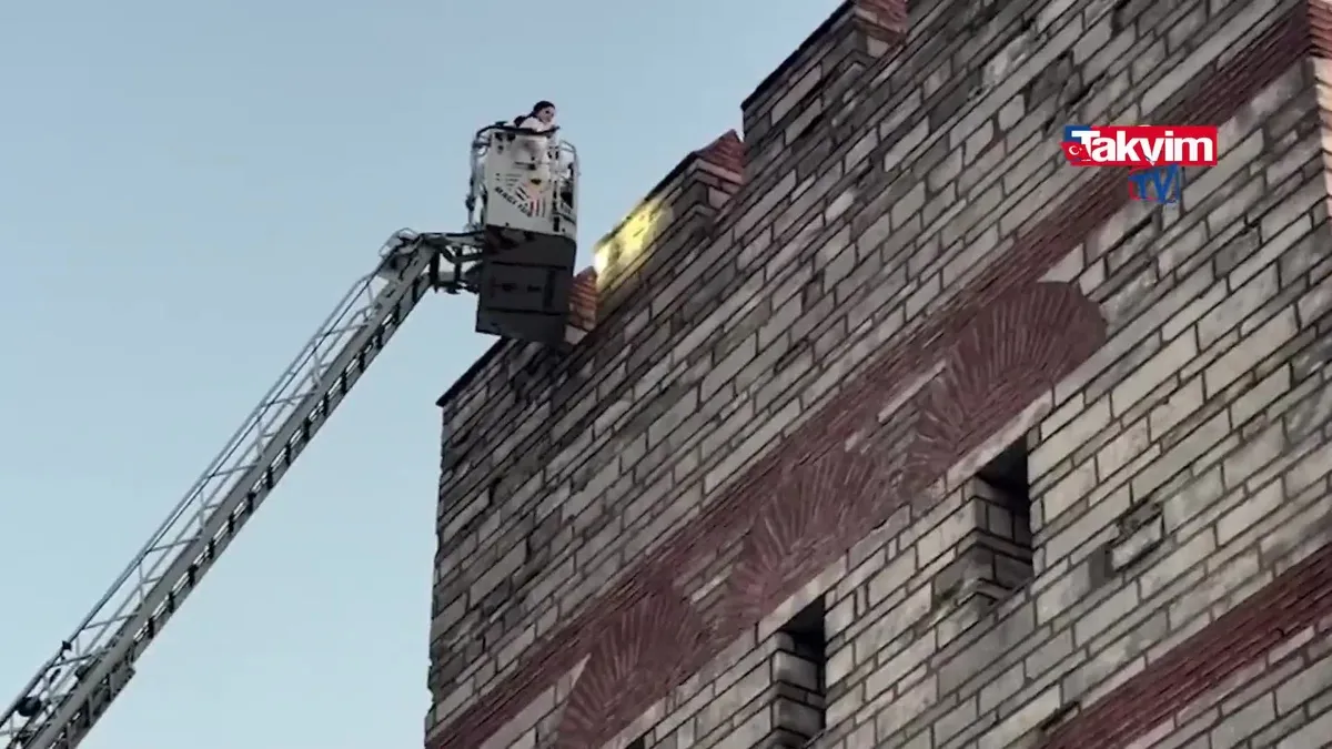 Fatih'teki cinayette katil Semih Çelik'in annesi konuştu: 'Doktor doktor gezdirdim, 'ergenlik psikolojisi' dediler! Keşke ben ölseydim'' | Sur cinayeti