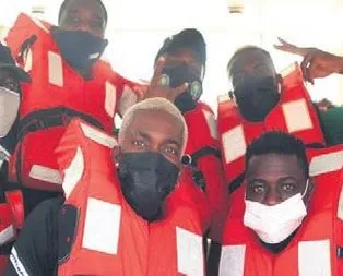 Onyekuru ve Etebo Benin’e tekne ile gitti
