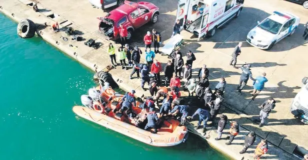 Fotoğraf çekilmek isterken dalgalara kapılan Emir Berke Aşık ve Uğurcan Korkmaz'dan acı haber! Özel tim cansız bedenlerine ulaştı