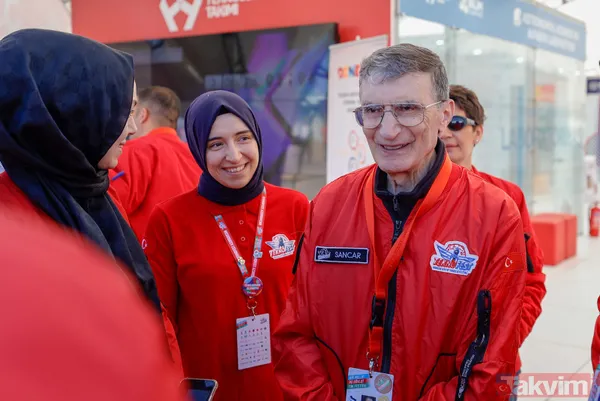 Azerbaycan'ın başkenti Bakü'de TEKNOFEST heyecanı! Gökyüzüne ay-yıldız çizildi - 12
