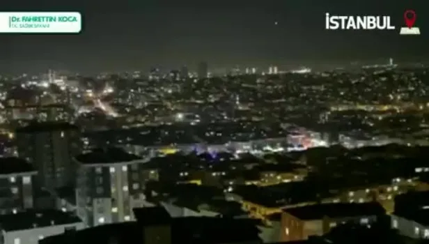 Bakan Koca paylaştı: Türkiye sağlık çalışanlarını alkışladı