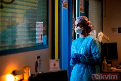 Rusya’dan akılalmaz görüntü! Koronavirüs salgın hastanesinde hastaları bikiniyle tedavi etti