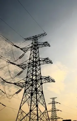 Fransa'da 237 bin hane elektriksiz kaldı