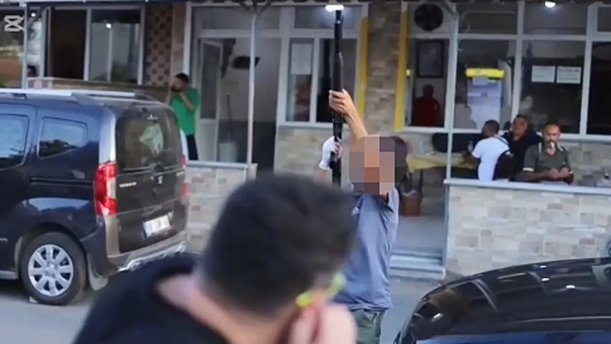 Tekirdağ'da korku dolu anlar | 15 yaşındaki çocuk havaya pompalı tüfekle ateş açtı! Gözaltına alındı