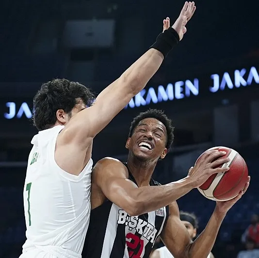 Beşiktaş doludizgin