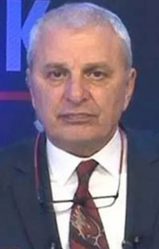 CHP yandaşı gazeteci Can Ataklı başörtülü öğretmen üzerinden nefret saçtı