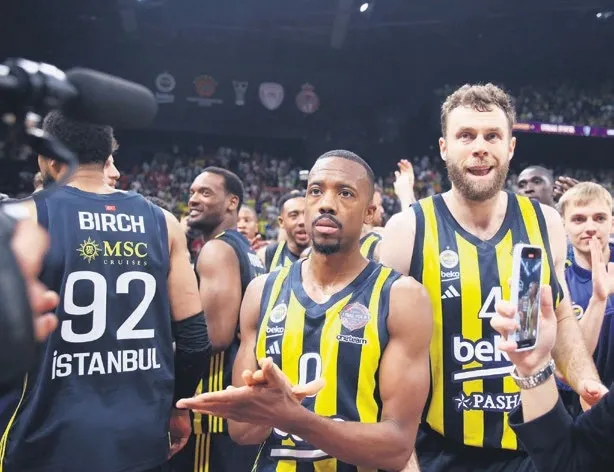 Fener kupa için parkede