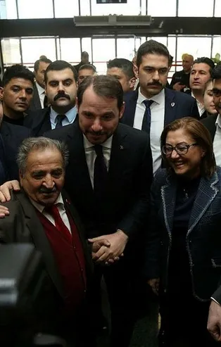 Son dakika: Hazine ve Maliye Bakanı Berat Albayrak, Gaziantep'te ziyaretlerde bulundu