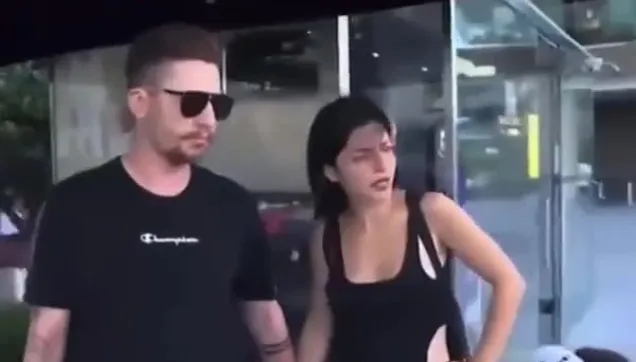 Merve Boluğur yeni sevgilisinin yanında eski eşi Murat Dalkılıç'ın açıklaması sorulunca küplere bindi: "Ne kadar çirkin bir hareket"