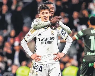 Arda Real’de kalıyor!