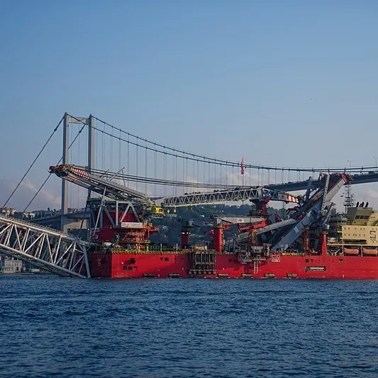 Romanya yolcusu ’JSD6000’ Boğaz’dan geçti