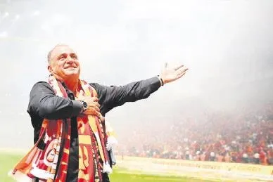 marek-hamsik-trabzonsporda-devam-etme-kararini-devre-arasi-verecek-spor-haberleri-1668044591014.jpeg Marek Hamsik Trabzonspor'da devam etme kararını devre arası verecek | Spor haberleri-9