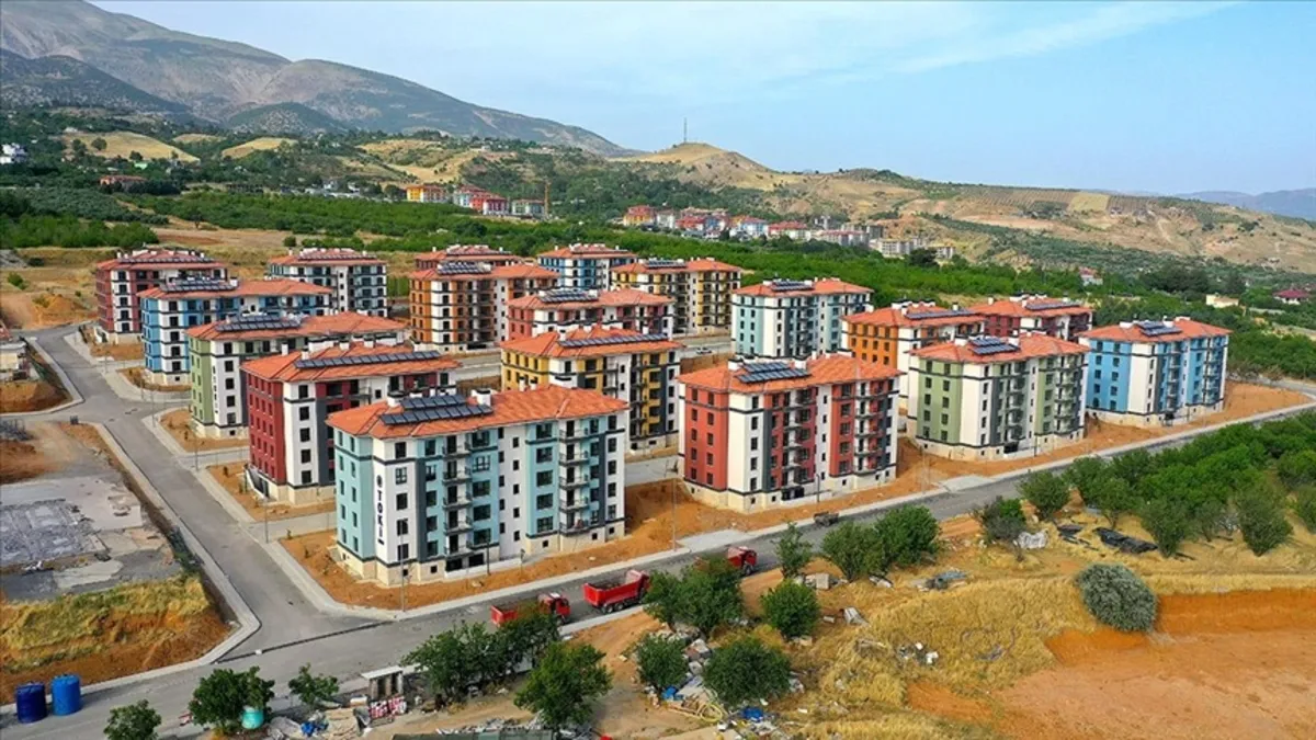 Deprem bölgesinde kaç konut teslim edildi? İşte Asrın İnşası'nda güncel tablo