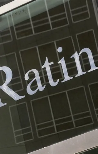 Döviz kuru üzerinden operasyon yapanlara kötü haber! Fitch Türkiye'nin büyüme tahminini yükseltti!