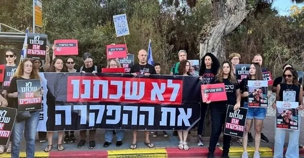 İsrailliler bakanların evini bastı! Ben Gvir’in evinde “Gazze’den çekilin” protestosu