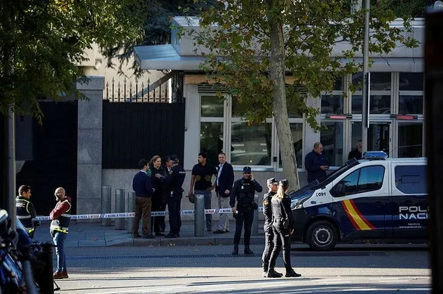ABD'nin Madrid Büyükelçiliği'nde alarm! Patlayıcı maddeli zarf gönderildi