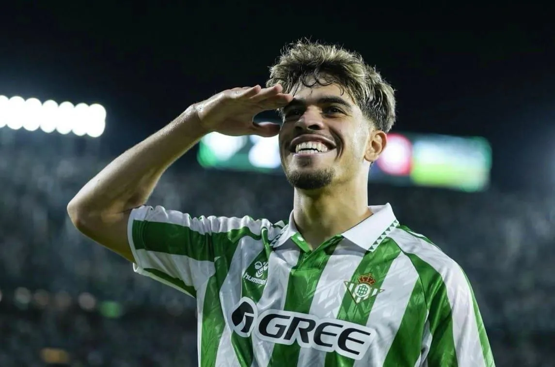 galatasaraydan-60-milyon-euroluk-surpriz-transfer-hamlesi-1786709536883.jpeg Galatasaray'dan 60 milyon euroluk sürpriz transfer hamlesi! Kimse beklemiyordu-4