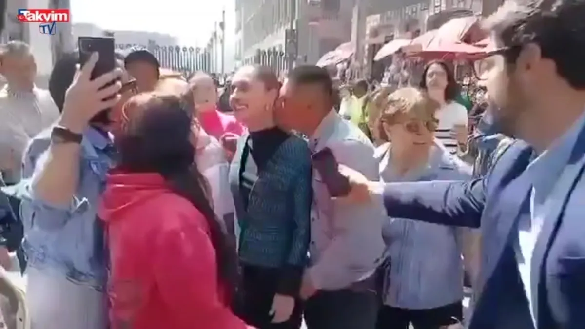 İZLE | Meksika Devlet Başkanı Sheinbaum’a sokak ortasında cinsel taciz! O anlar kamerada
