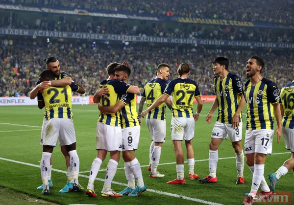 Fenerbahçe - Galatasaray derbisinden ekrana yansımayan kareler! Nefes kesen mücadele... - 5