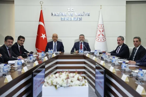 hazine-ve-maliye-bakani-nureddin-nebatiden-tahil-koridoru-mesaji-fiyatlara-olumlu-katki-sagliyor-1659508315738.jpeg Hazine ve Maliye Bakanı Nureddin Nebati'den 'Tahıl koridoru' mesajı: Fiyatlara olumlu katkı sağlıyor-3