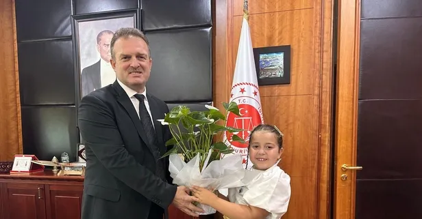 15 Temmuz şehidi Emrah Sağaz’ın kızı Hiranur Sağaz’a jest! İstanbul Cumhuriyet Başsavcısı Şaban Yılmaz Hiranur’un hayalini gerçekleştirdi