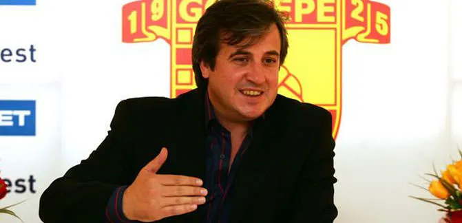 Göztepe yolu yarıladı