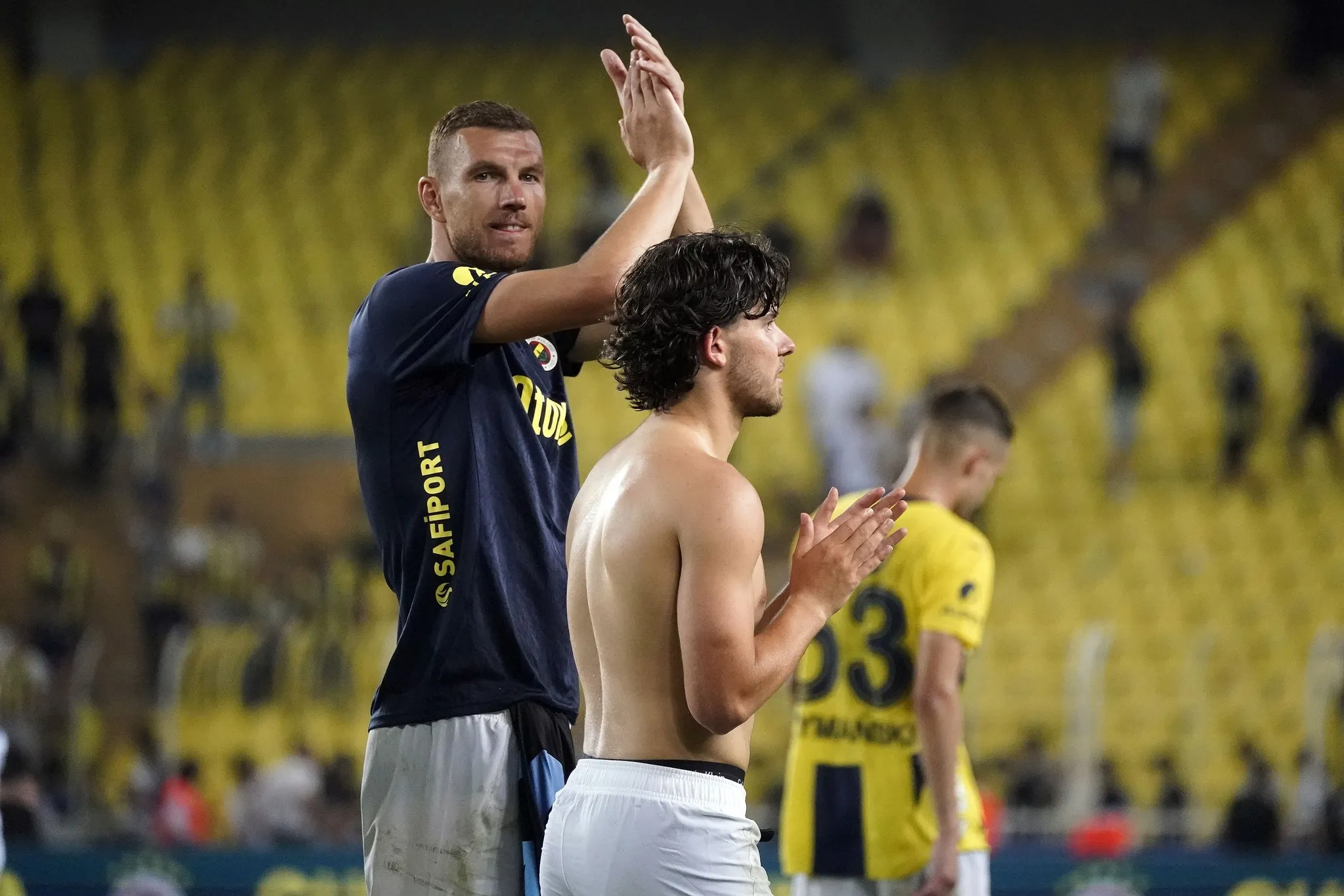 Jose Mourinho'dan onay çıktı! Galatasaray'ın eski yıldızı Fenerbahçe'ye - 13