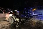 İZLE I Tokat’ta facia gibi kaza: Kafa kafaya çarpışan araçlarda 7 kişi yaralandı