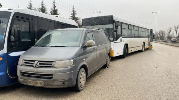 Çubuk’ta zincirleme kaza!