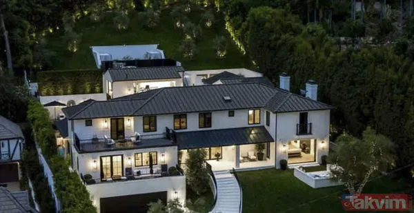 Rihanna hamile kaldığından beri giyinmiyor bu ne hal! Oscar'a tepeden tırnağa transparan! Açtıkça açıyor - 15