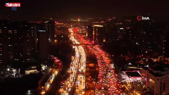 Cevizlibağ’da trafik yoğunluğu böyle görüntülendi