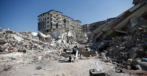 CHP’li isimler deprem zamanı 5 yıldızlı otelde keyif yaptı! Faturayı Adana Büyükşehir Belediyesi ödedi