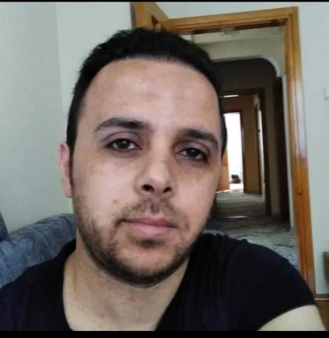 zumrut-apartmani-faciasindan-132-saat-sonra-sag-olarak-kurtuldu-muhammet-saltuk-kalem-tatilde-gecirdigi-epilepsi-krizi-sonrasi-balkondan-dusup-oldu-1635374439850.jpg Zümrüt Apartmanı faciasından 132 saat sonra sağ olarak kurtuldu! Muhammet Saltuk Kalem tatilde geçirdiği epilepsi krizi sonrası balkondan düşüp öldü-2