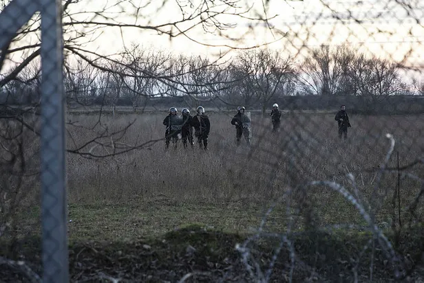 Katil Esad'ın kalleş saldırısı sonrası açılan sınır kapıları Avrupa'nın uykularını kaçırıyor!-1