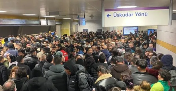 Son dakika: İstanbullunun çilesi ulaşım! Üsküdar-Çekmeköy metrosu arızalandı seferler durdu! Yolcular isyanda
