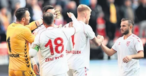 Samsunspor 43. saniyede 3 puanı aldı!