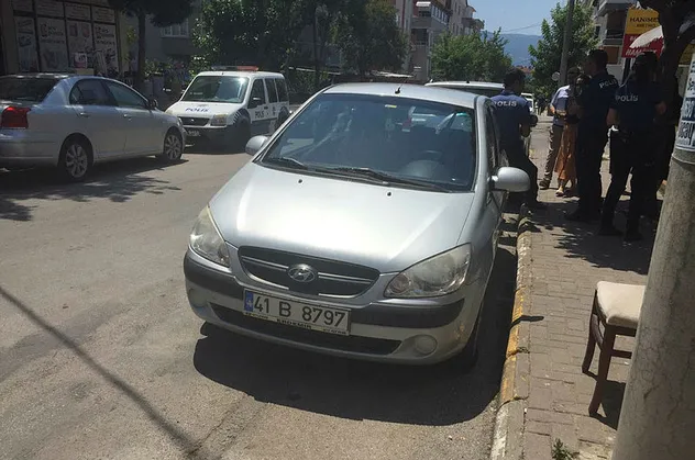 Kocaeli'de trafik kavgası! Defalarca ateş etti