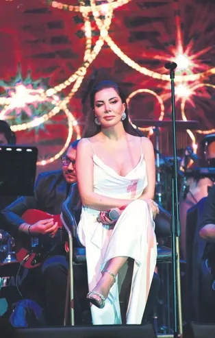 Formda haliyle dikkat çeken Ebru Yaşar'ın sırrı ortaya çıktı!